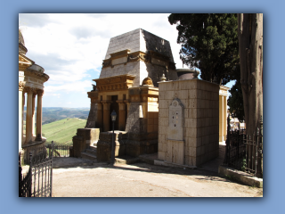 Friedhof von Caltanissetta6.jpg